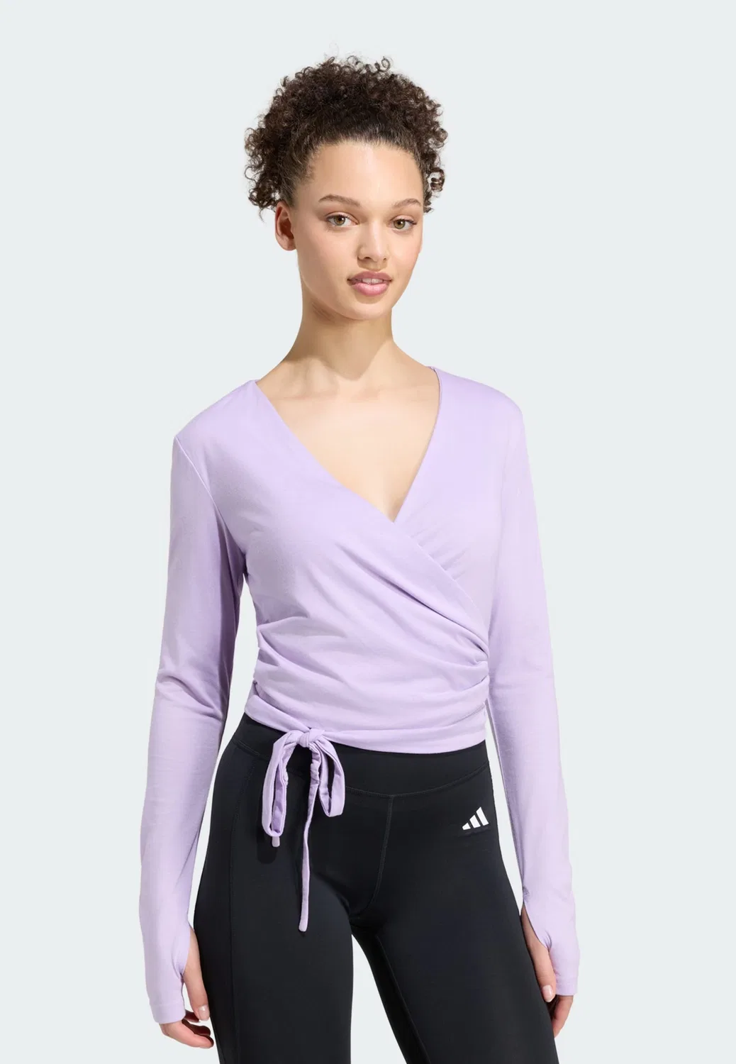 Футболка Adidas Performance Shirt Studio пастельно-фиолетового цвета — фото 2