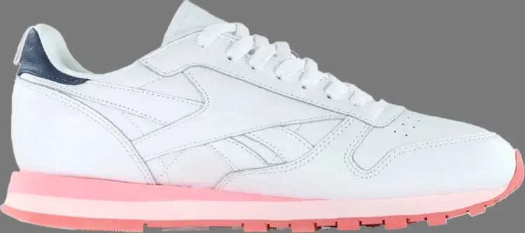 

Кроссовки publish x revenge x wmns classic leather 'white steel' Reebok, белый