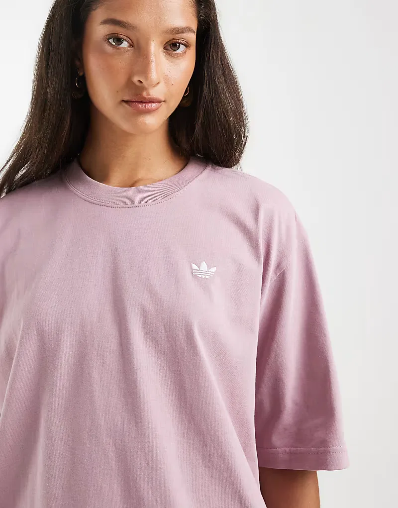 Футболка Adidas Originals Essentials в стиле бойфренд, волшебный сиреневый — фото 2