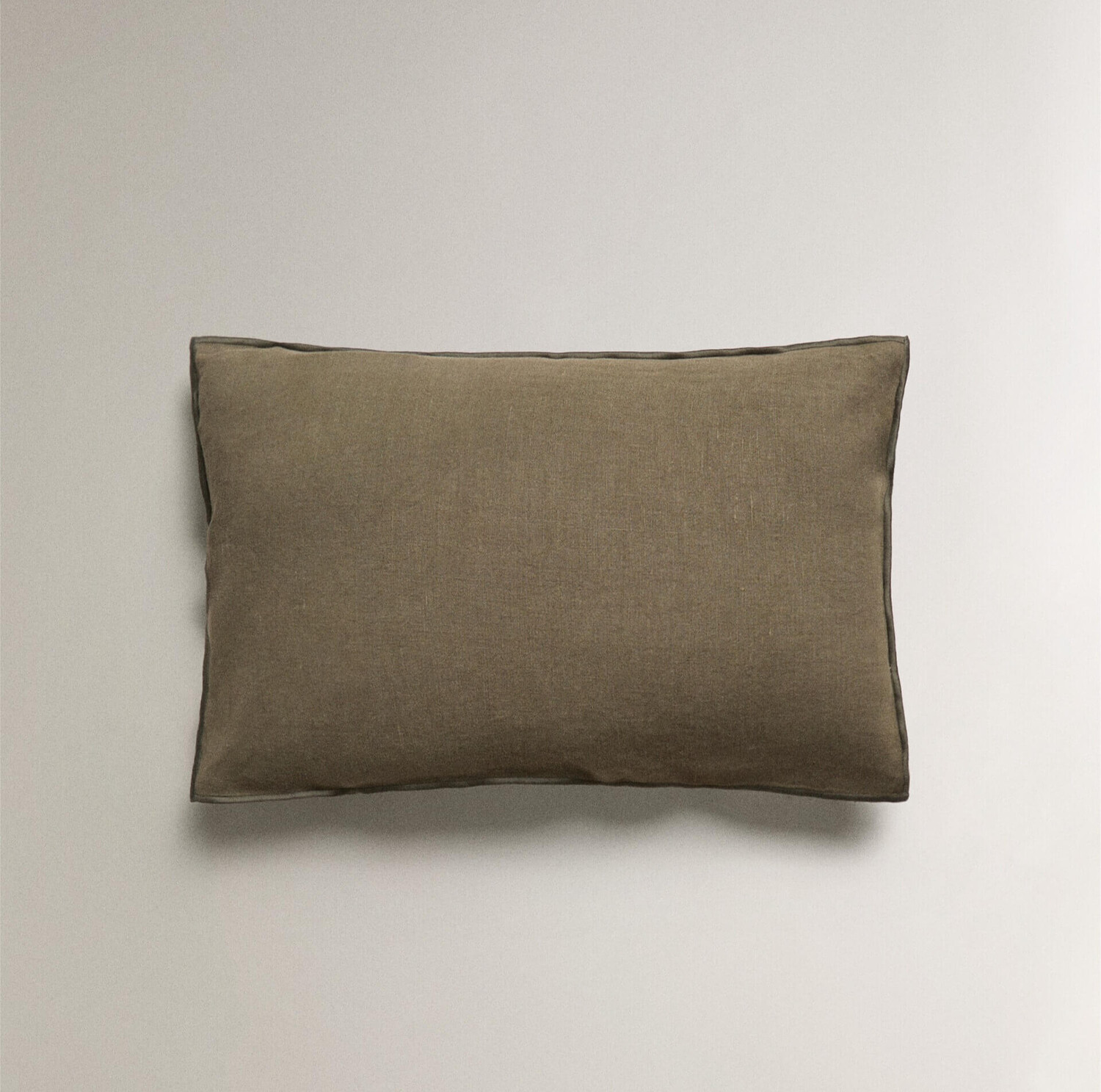 

Чехол для подушки Zara Home Overlock, 40х60 см, зеленый