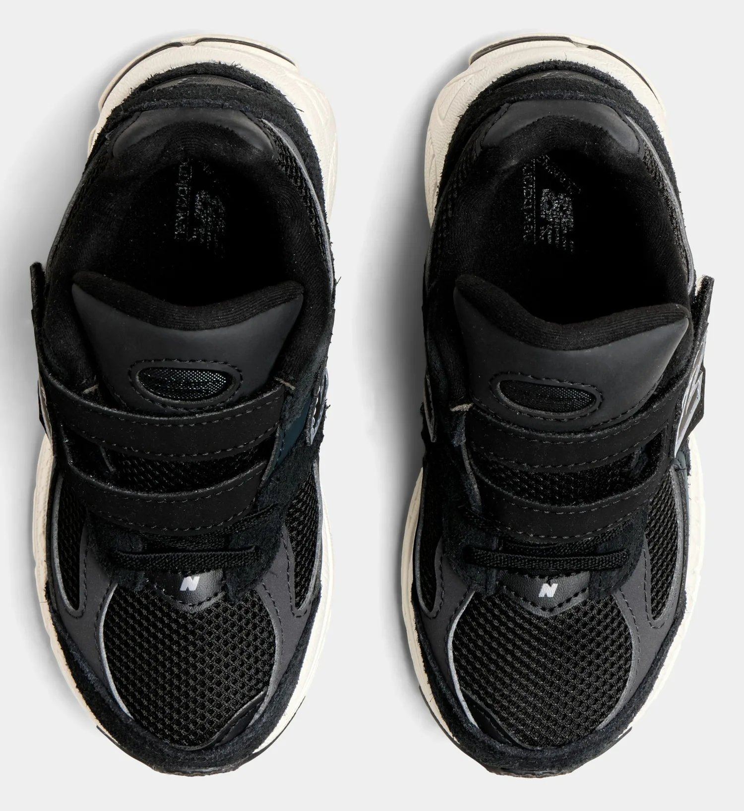 Низкие кроссовки PV2002BK из кожи с эффектом сетки NEW BALANCE, черный — фото 4