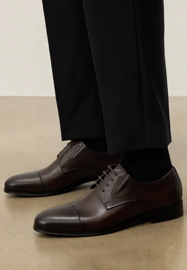 Ботинки Ariel smart lace ups Kazar, коричневый