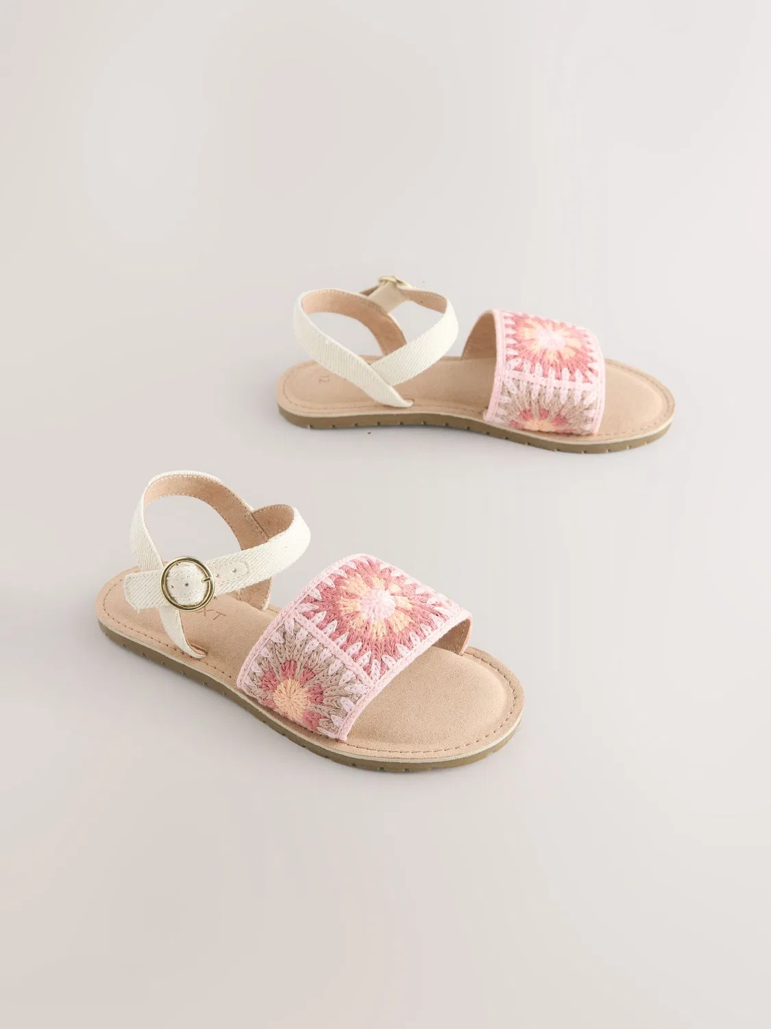Сандалии вязаные, модель Pink Crochet Next, розовый