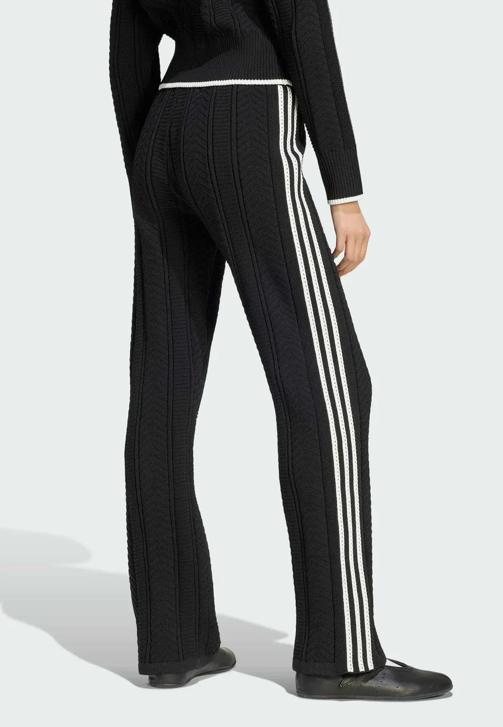Спортивные брюки SST с широкими штанинами - спортивные штаны Adidas Originals, Black Cloud White — фото 2