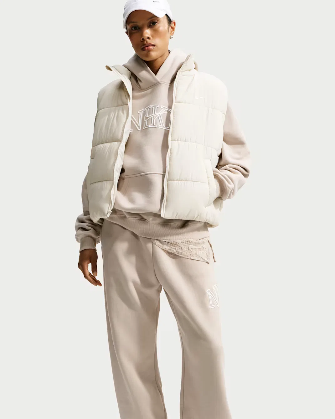 Женская объемная толстовка с логотипом Nike Studio Fleece Medium Weight "Graphic Pack", Cream II/Sail — фото 3