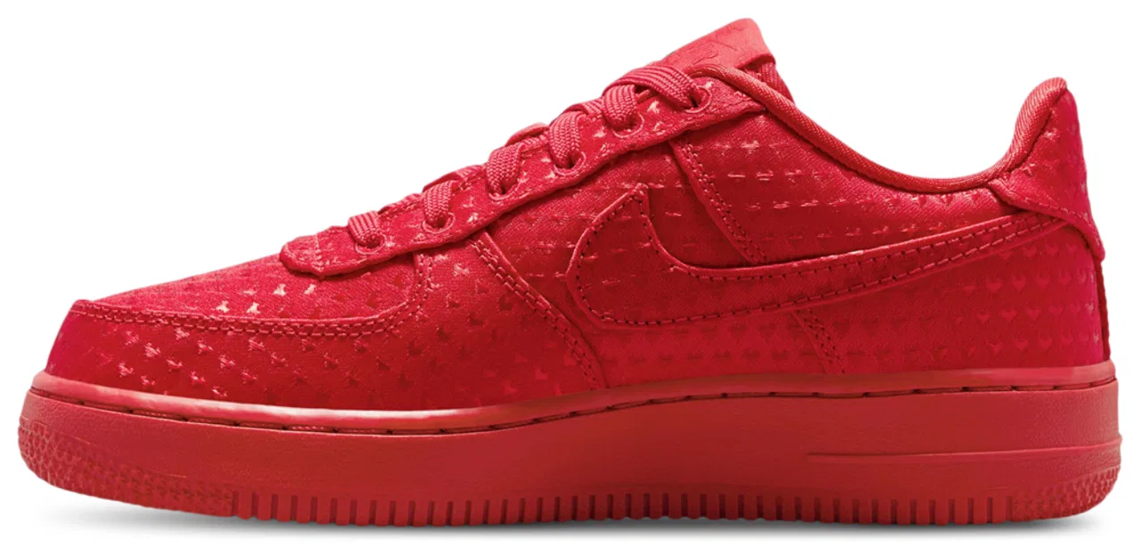 Кроссовки для мальчиков Air Force 1 Vday Nike, цвет University Red/Black — фото 2
