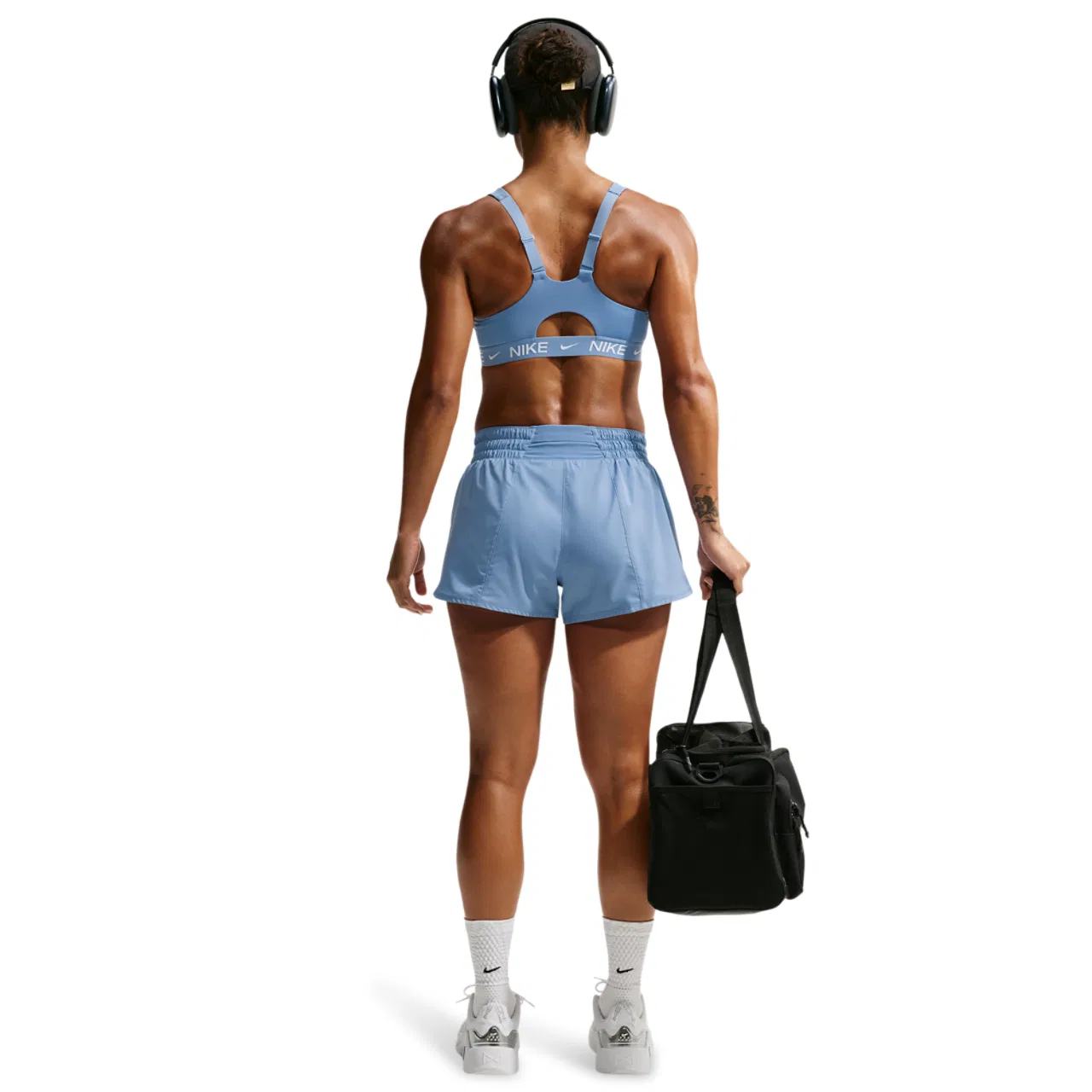 Женский спортивный бюстгальтер с высокой поддержкой Nike Indy High Support Zip Bra, Work Blue/White — фото 4