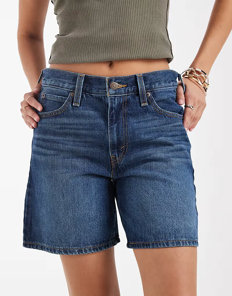 Джинсовые шорты Levi's '94 свободного кроя, средне-синий — фото 3