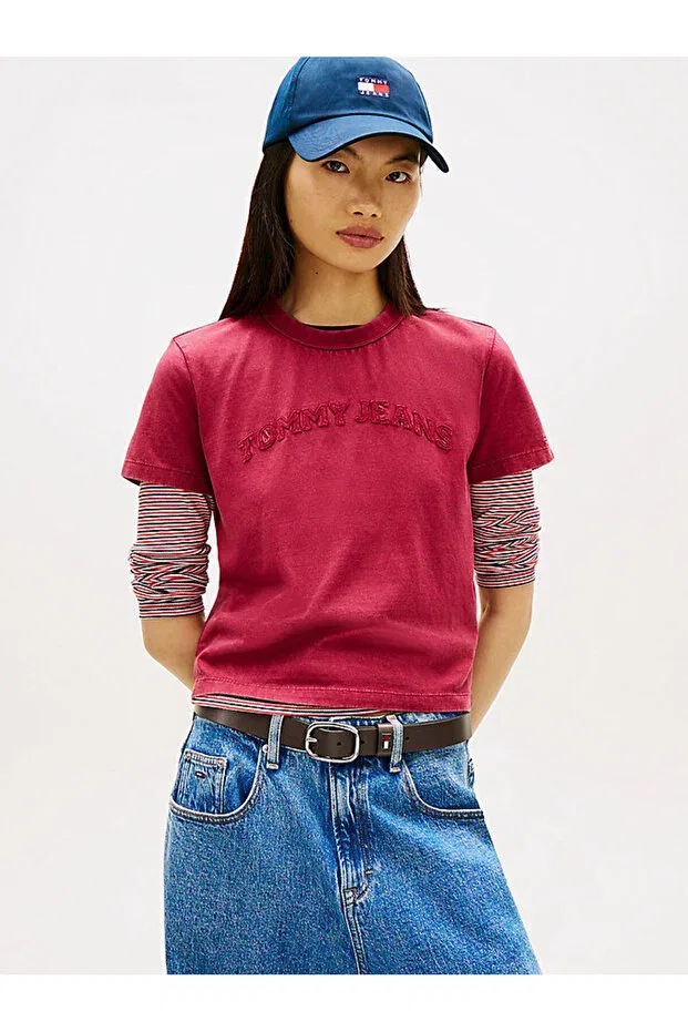 Женская футболка с принтом Tjw Regular Fit Varsity SS Tommy Hilfiger, Fuchsia - Red
