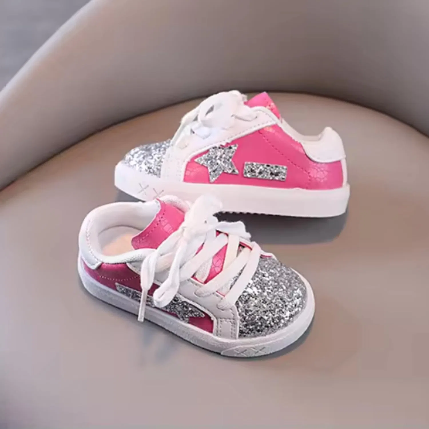 Детские кроссовки для девочек с блестящими звездами Athena, Hot Pink — фото 3