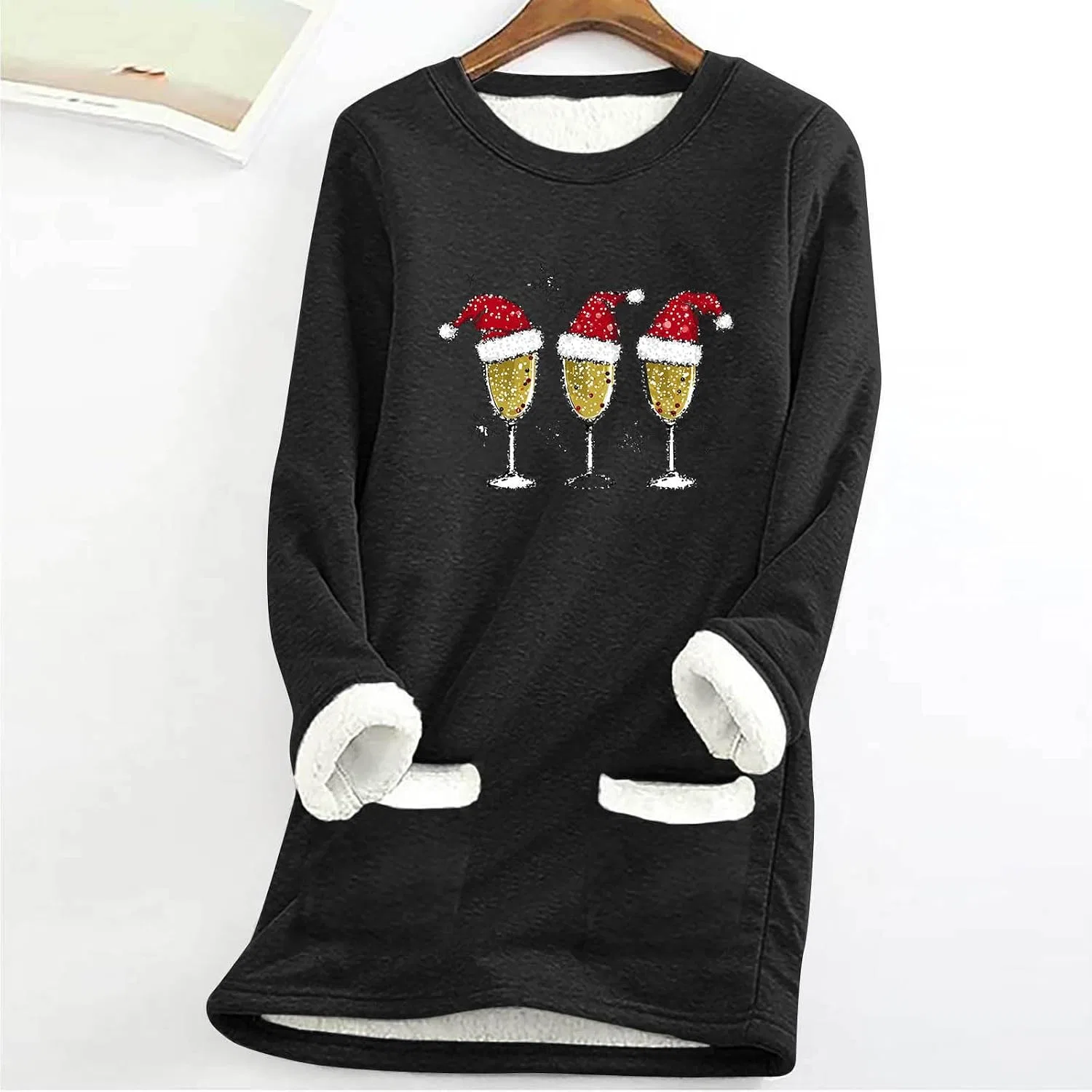 Женский свитшот с принтом Christmas Fleece, чёрный — фото 2