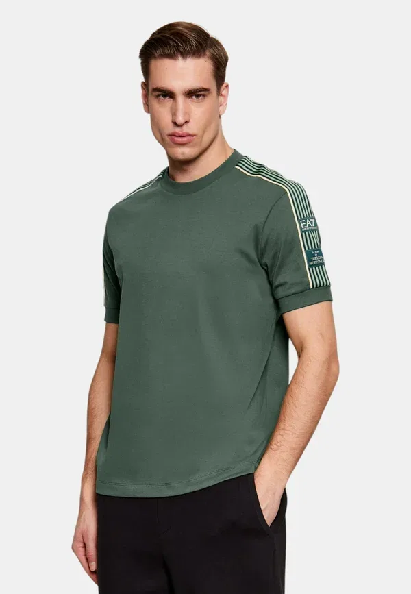 Футболка Ea7 Emporio Armani, зеленый
