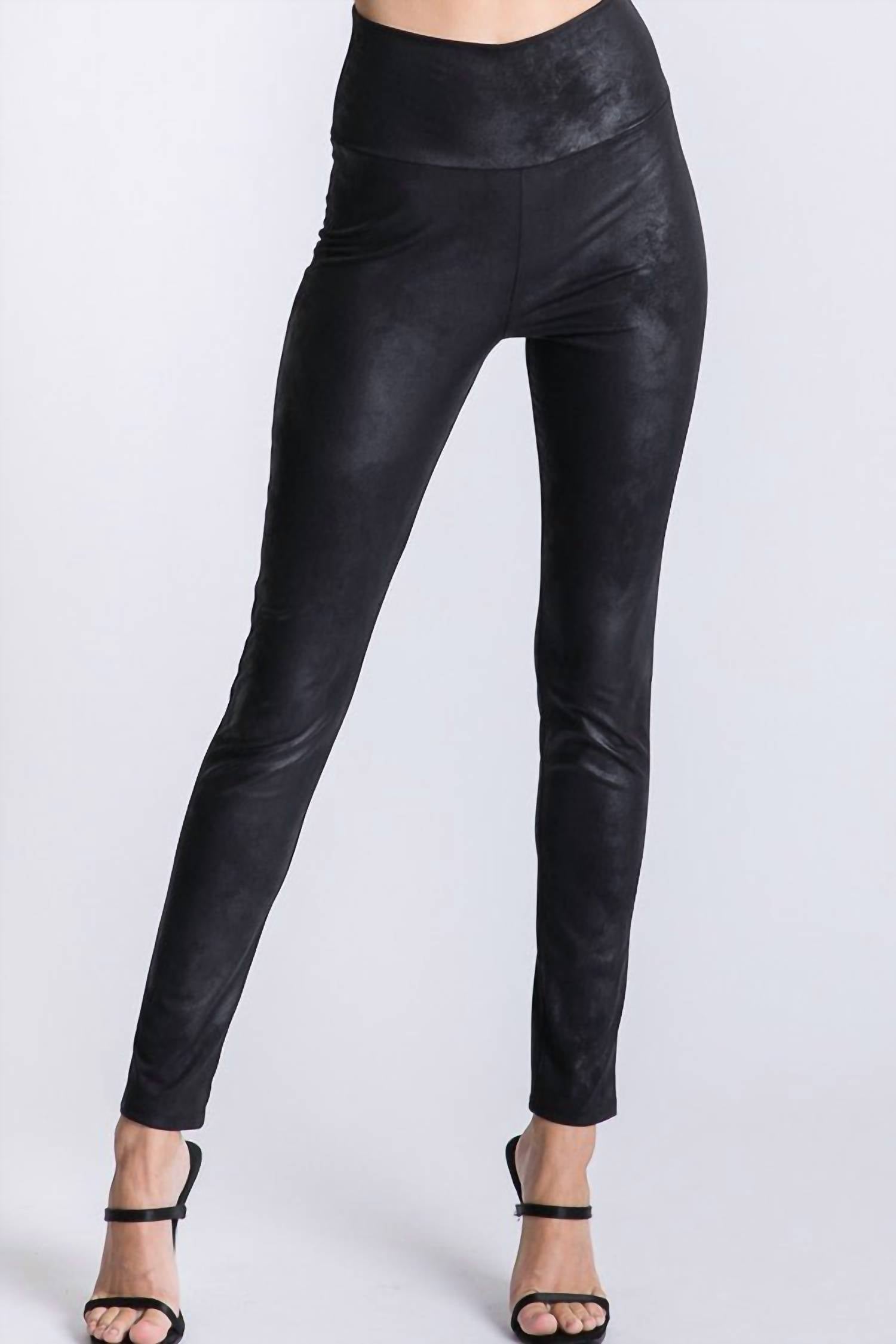 

Леггинсы Curvy из искусственной кожи - Plus In Black Giti Wholesale