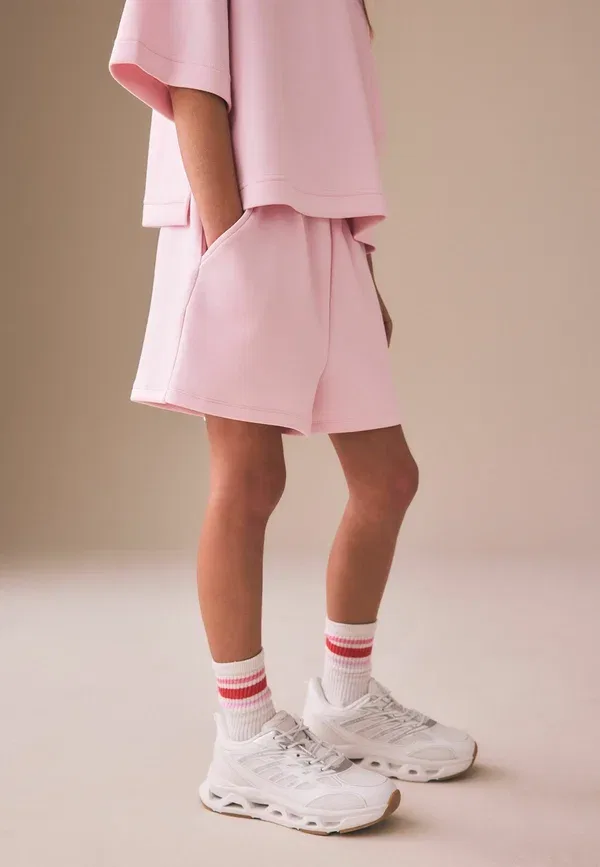 Комплект из футболки и шорт, Oversize, Regular fit - supersoft t-shirt and shorts set - tracksuit bottoms, Next, light pink, светло-розовый — фото 3