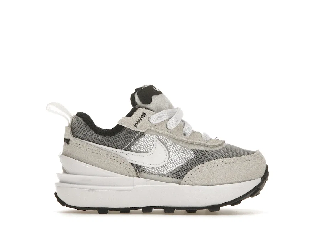 Детские кроссовки Lifestyle Nike Waffle One, Summit White/White/Black/Orange