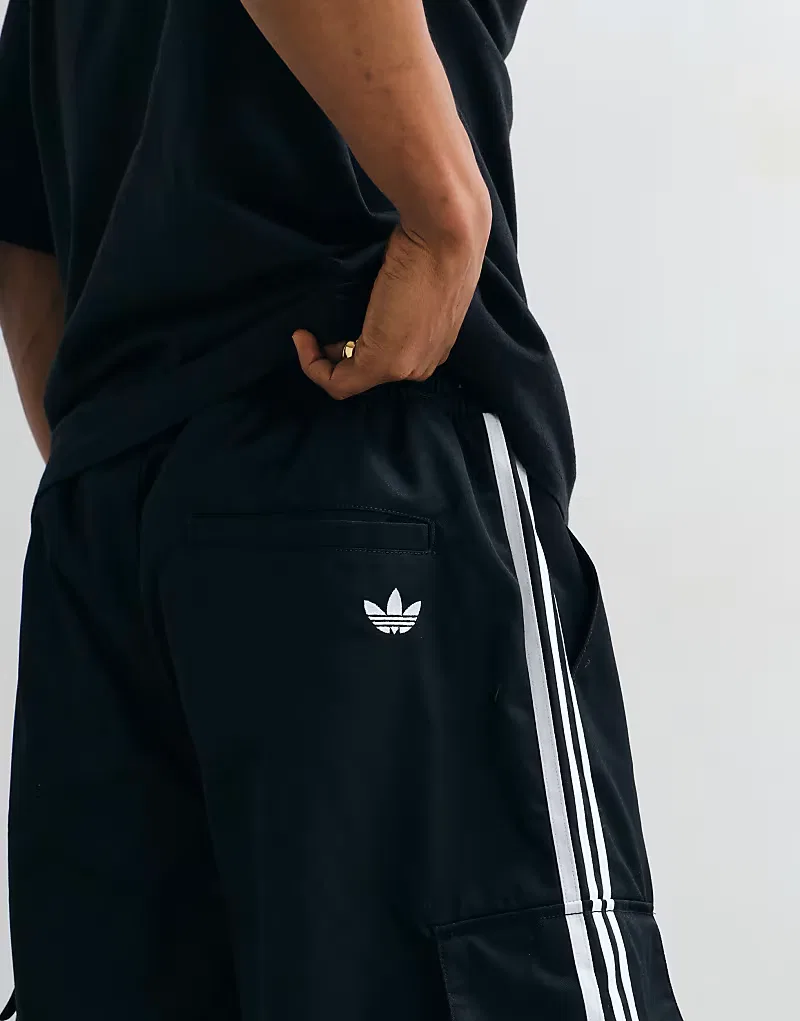 Шорты cargo из твила Adidas Originals, черный — фото 4