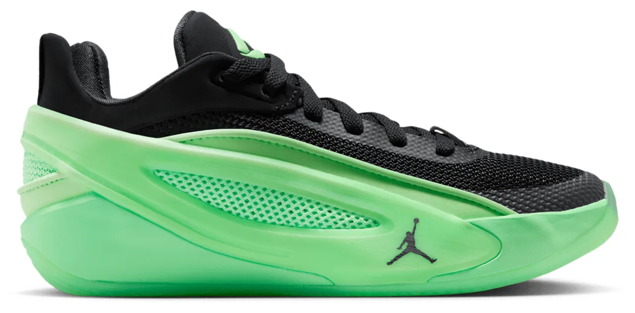Кроссовки для мальчиков Luka 5 Jordan, цвет Black/Green Illusion
