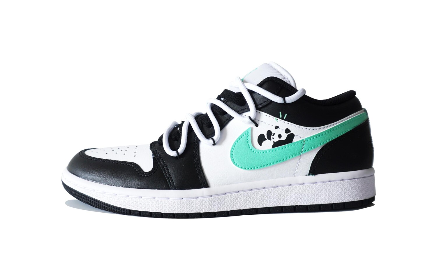 

Баскетбольные кроссовки Air 1 Vintage Men Low-Top Black/White/Green Jordan