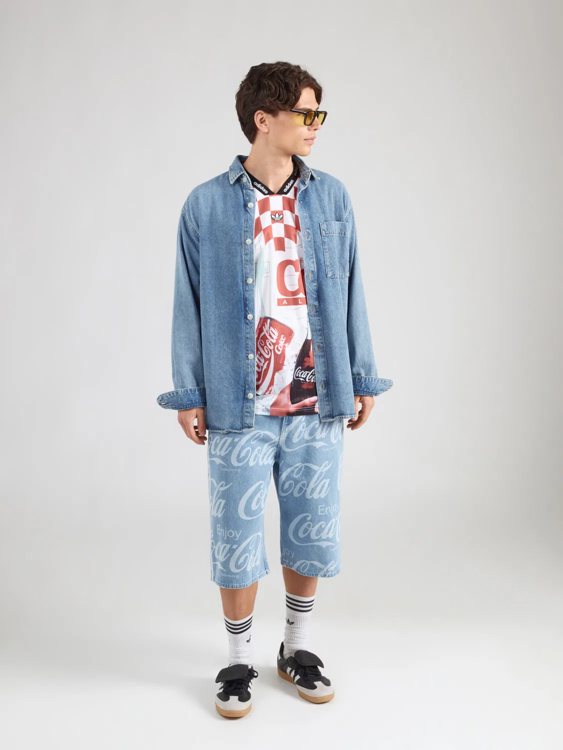 Футболка Adidas Originals Coca Cola Classic белого цвета — фото 3