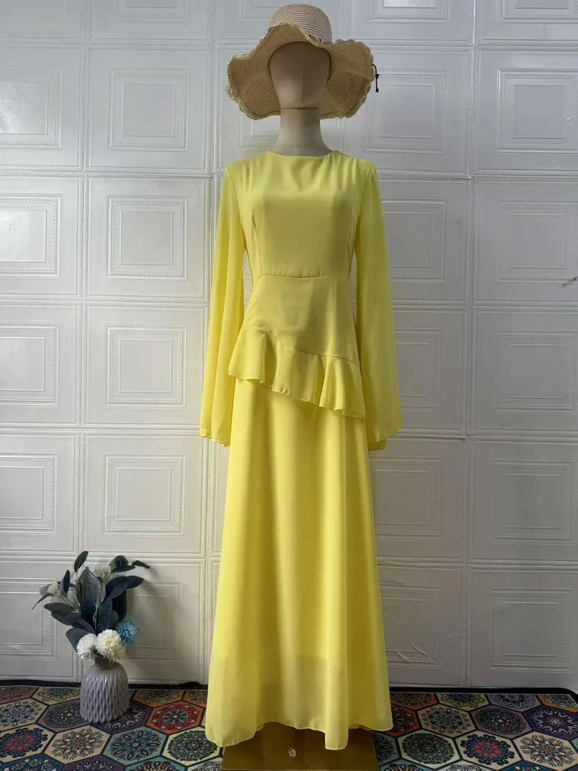 Женское платье с круглым вырезом и оборками, Yellow — фото 2