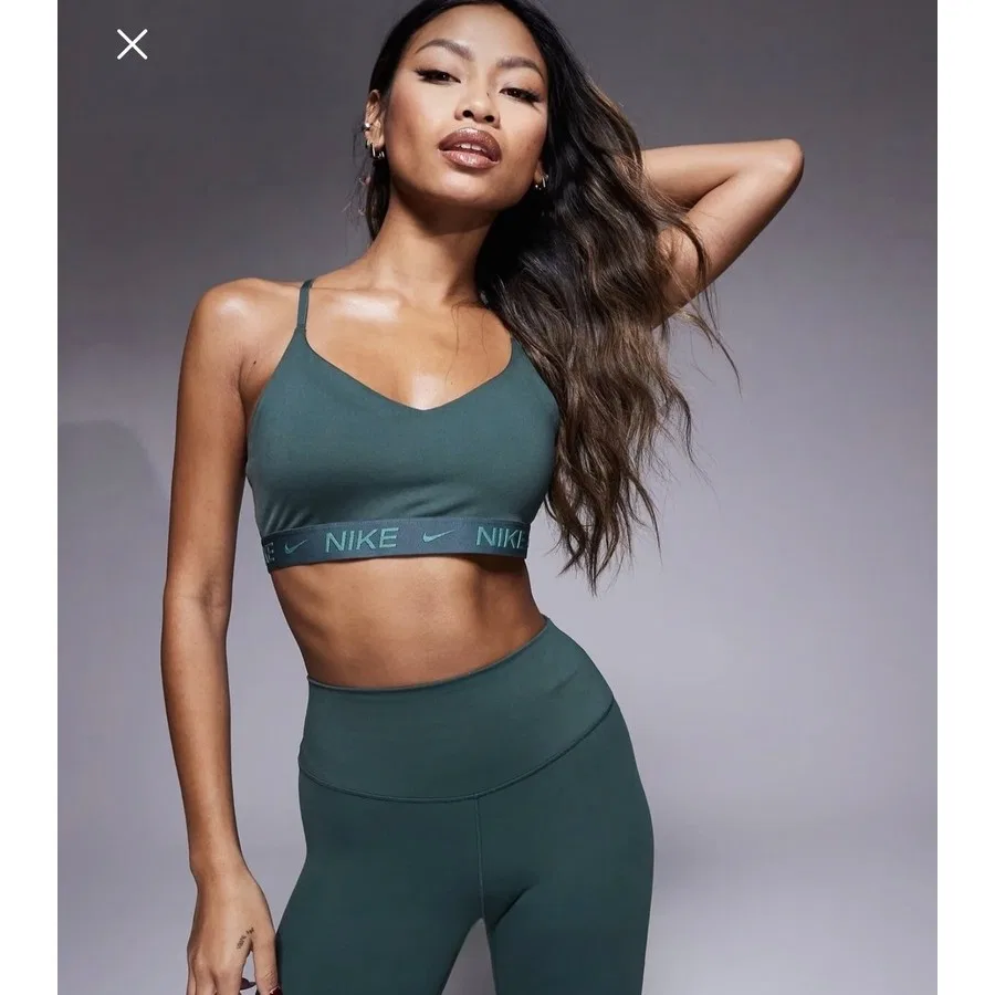 Спортивный бюстгальтер с легкой поддержкой, модель Indy Light-Support Padded Adjustable Training Sports, Nike, Зеленый
