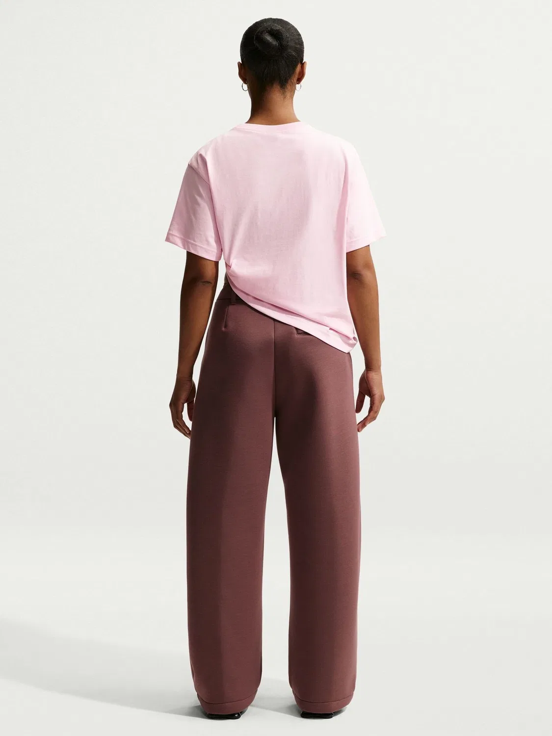 Футболка оверсайз Nike Sportswear Classic, Pink Foam — фото 3