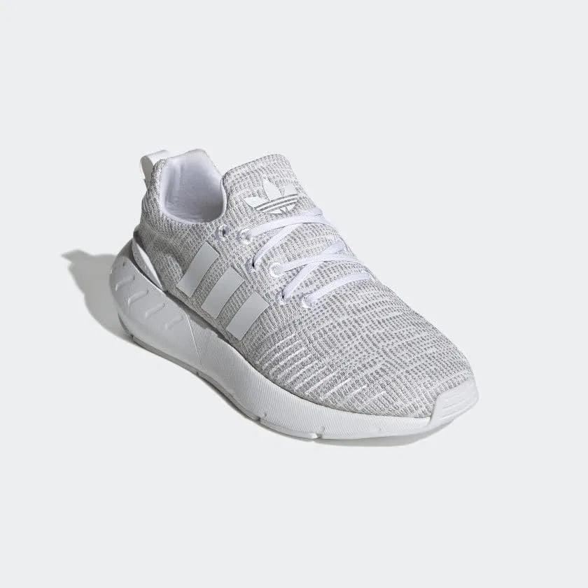 Детские кроссовки Swift Run 22, White/Grey/Black — фото 4