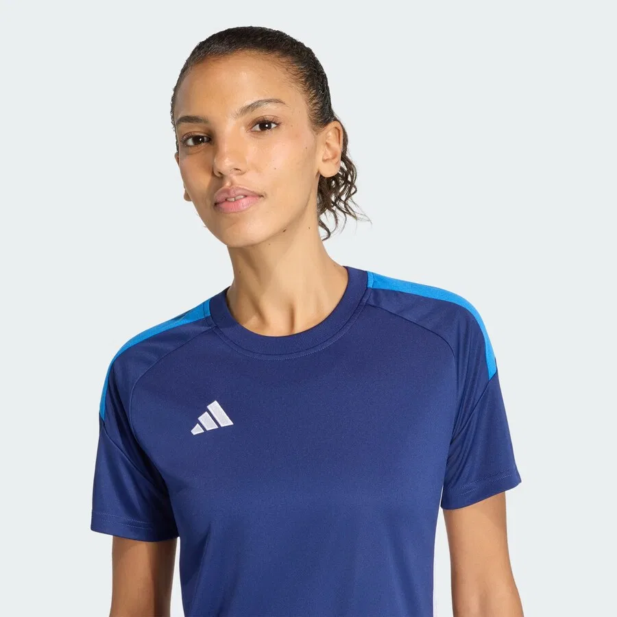 Спортивная футболка ADIDAS PERFORMANCE Performance Shirt в цветах Azure, Light Blue, Dark Blue — фото 4