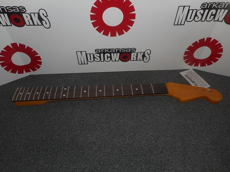 

Лицензионный гриф Allparts Fender для Strat, клен, 22 лада, винтажная тонированная отделка - #SRF