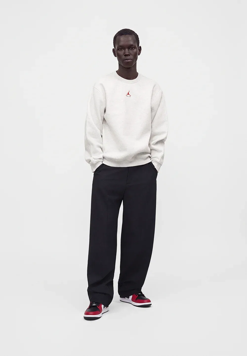 Свитшот Crew Jordan, Neutral Grey/University Red — фото 2