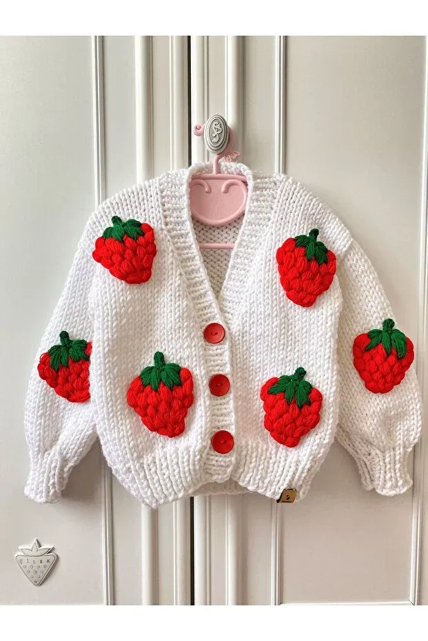 Детский кардиган с V-образным вырезом Hand-Knitted child-baby cardigan Bilgem Butik, White
