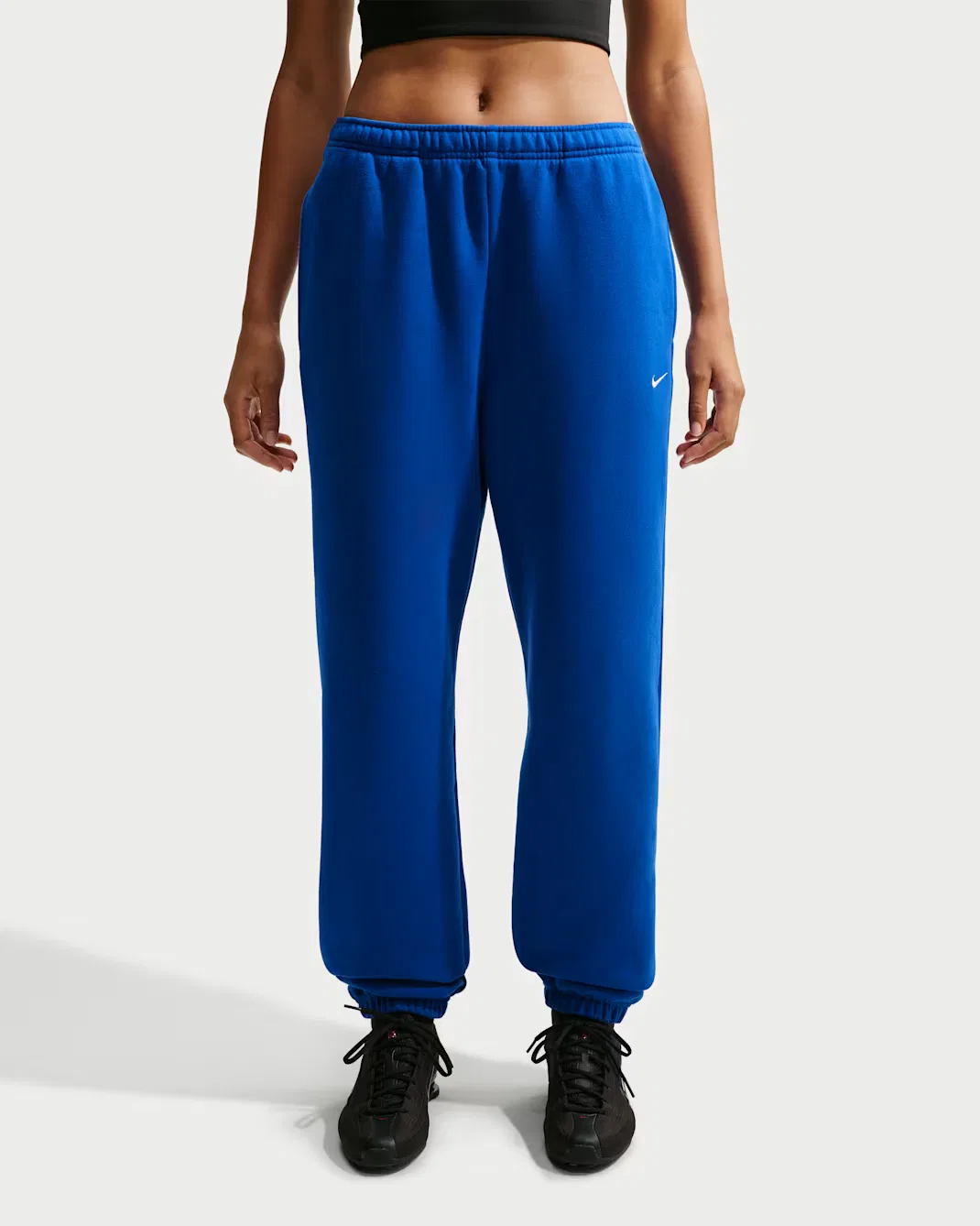 Женские брюки с высокой посадкой, свободного кроя и манжетами Nike Studio Fleece Medium Weight, Old Royal/Sail — фото 2