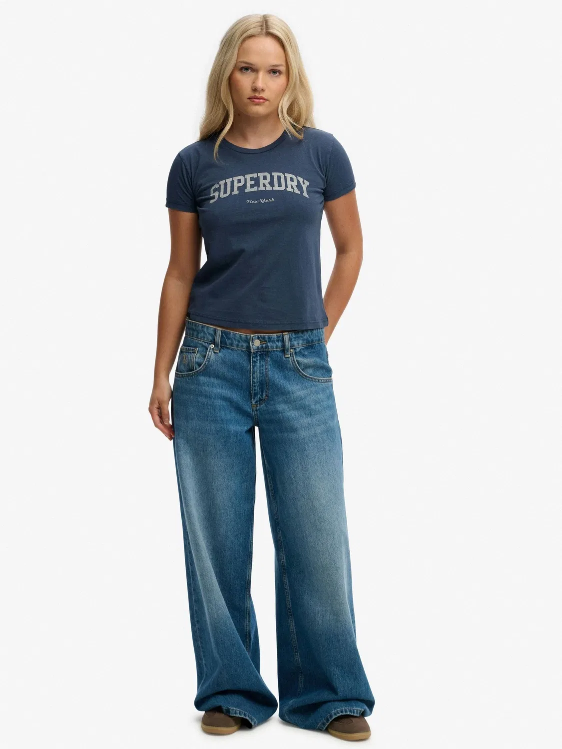 Футболка с принтом Athletic Essentials Superdry, синяя — фото 2