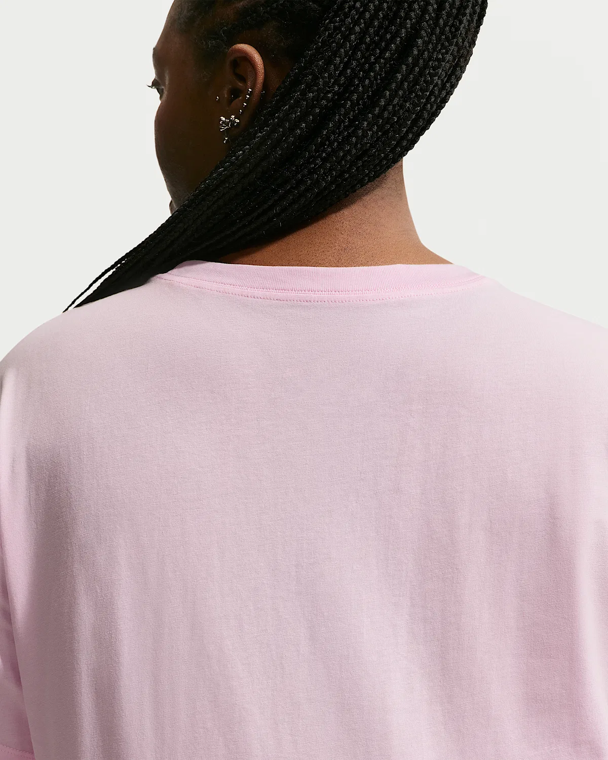 Женская оверсайз футболка с коротким рукавом (плюс сайз) Nike Sportswear Classic, Pink Foam — фото 2