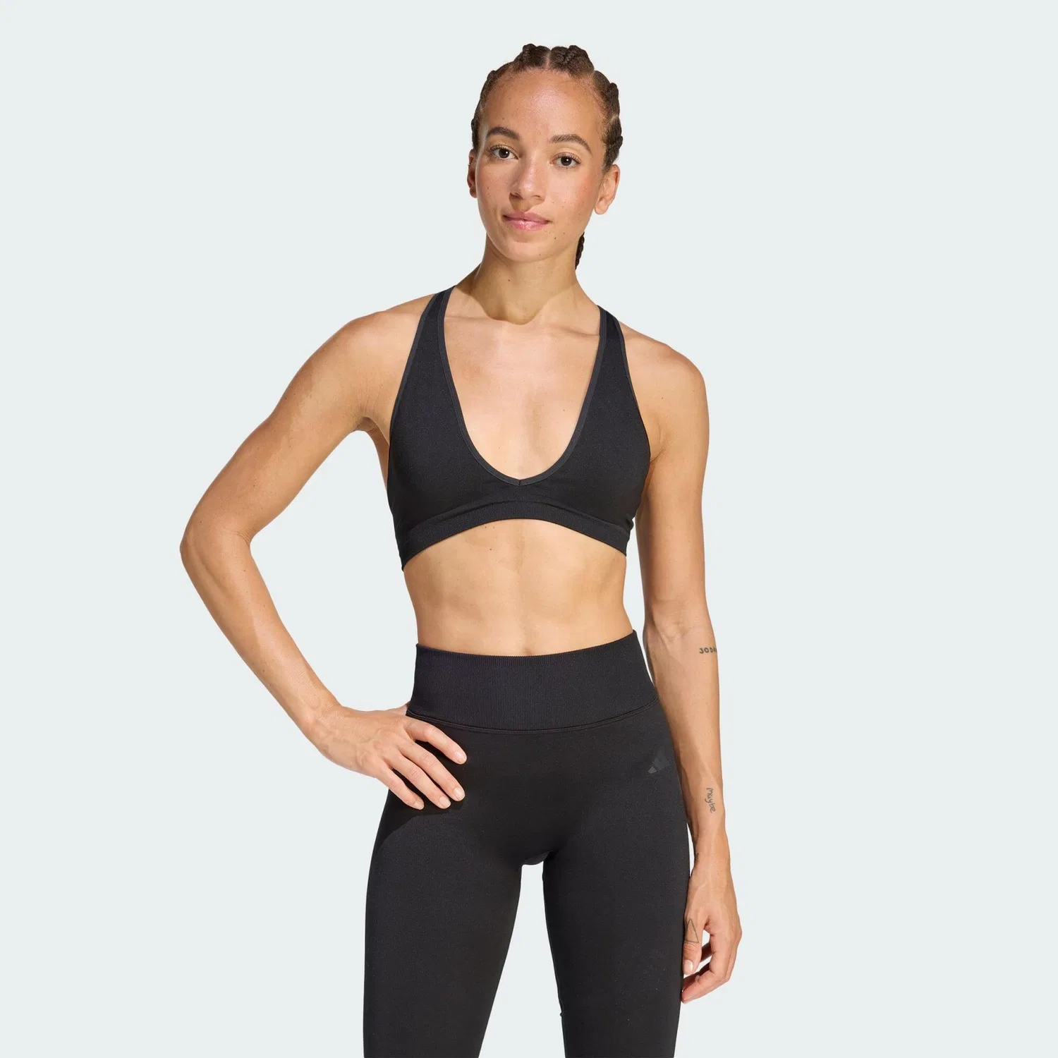 Женский спортивный бюстгальтер с легкой поддержкой Workout Essentials Knit Light Support BH, Adidas, Черный
