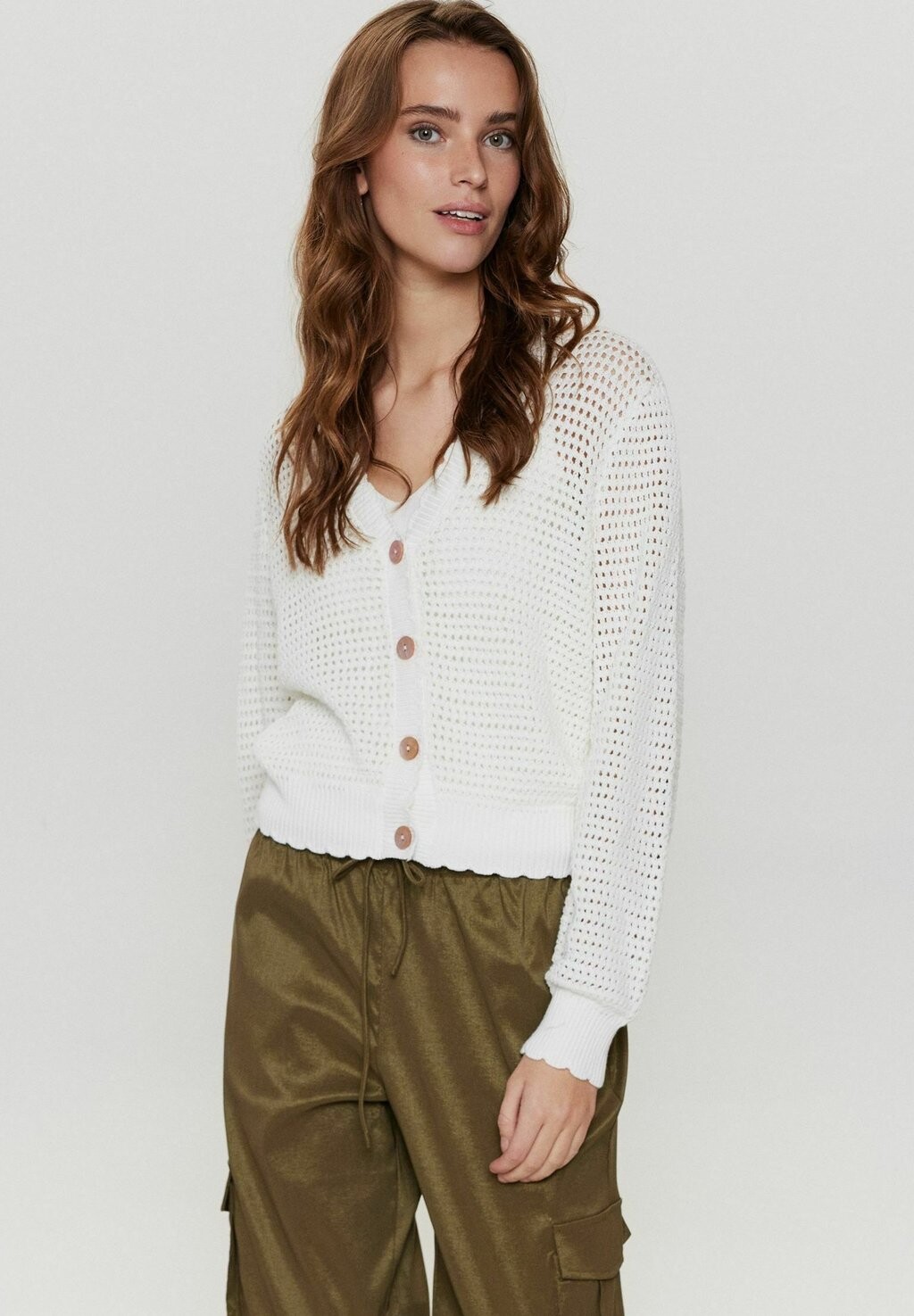 

Кардиган FANTIA Nümph, цвет cloud dancer