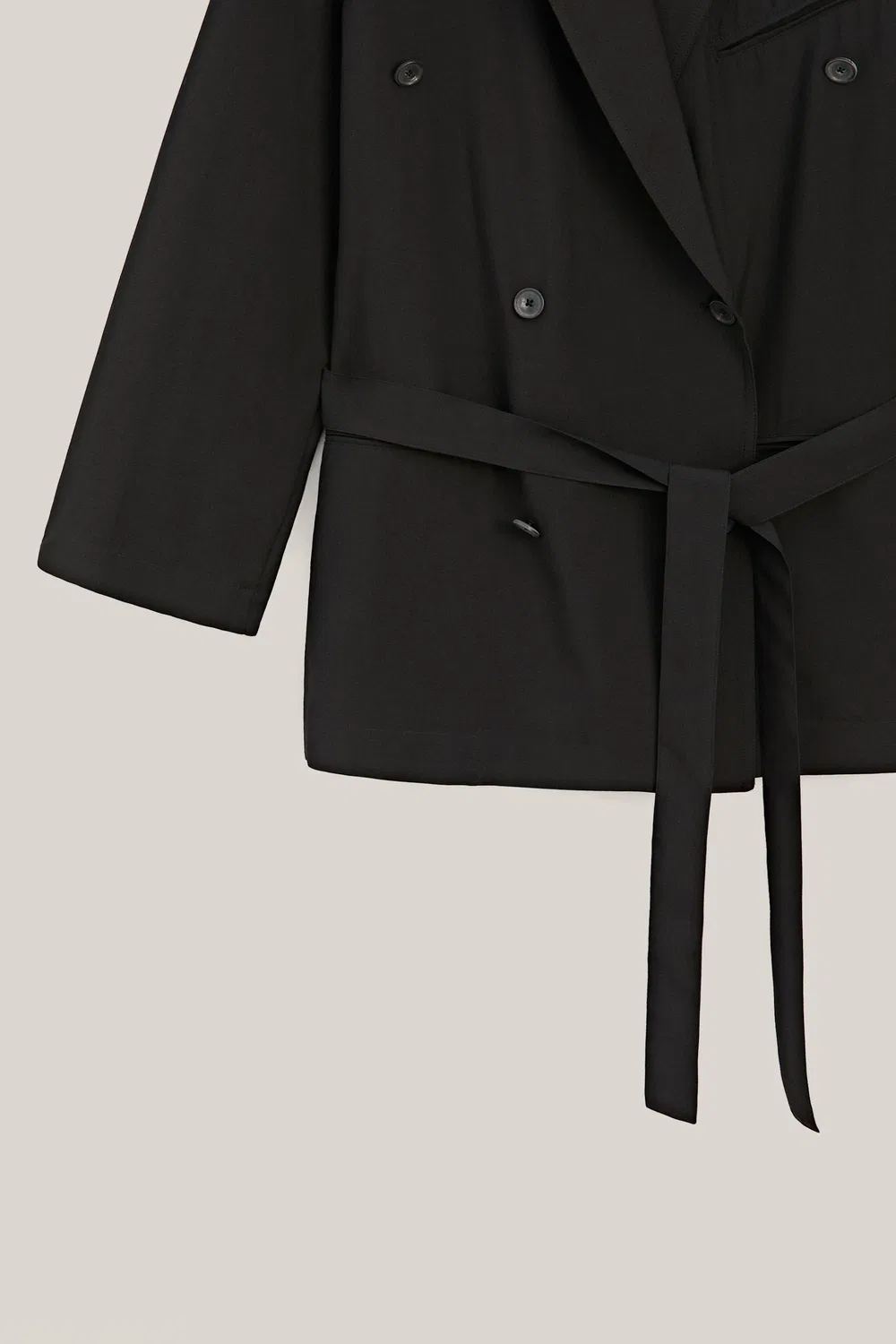 Свободный пиджак оверсайз с поясом - лимитированная серия Massimo Dutti, черный — фото 3