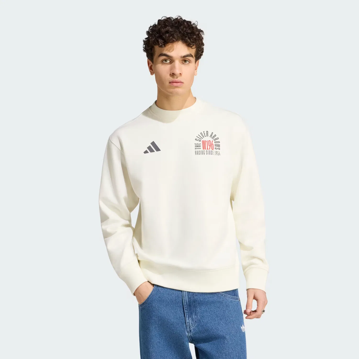Мужской свитшот свободного кроя Mercedes - AMG Petronas Formula 1 Team Silver Arrows 1955 Adidas Performance, Off White/Granite