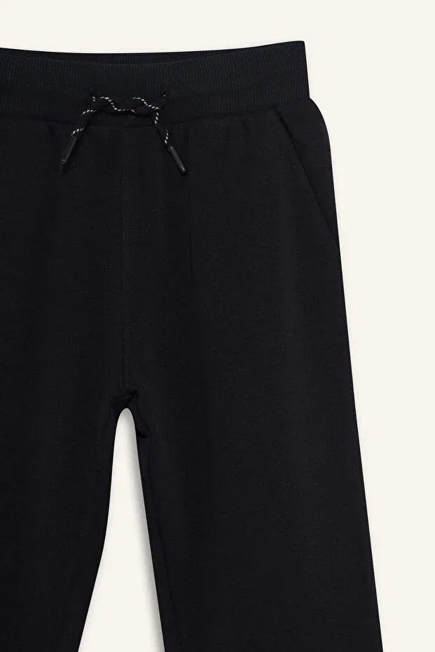 Детские спортивные штаны для мальчиков прямого кроя Defacto, Black — фото 2