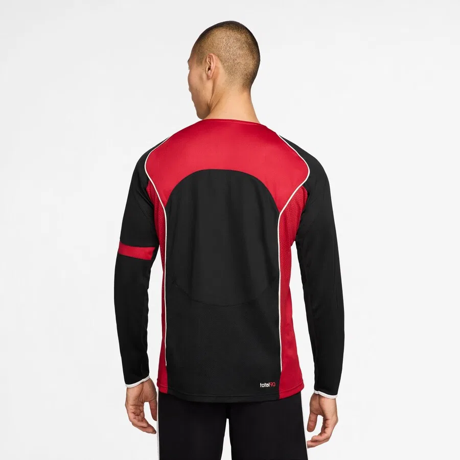 Спортивная футболка NIKE Performance Shirt 'Total 90' черного цвета — фото 4