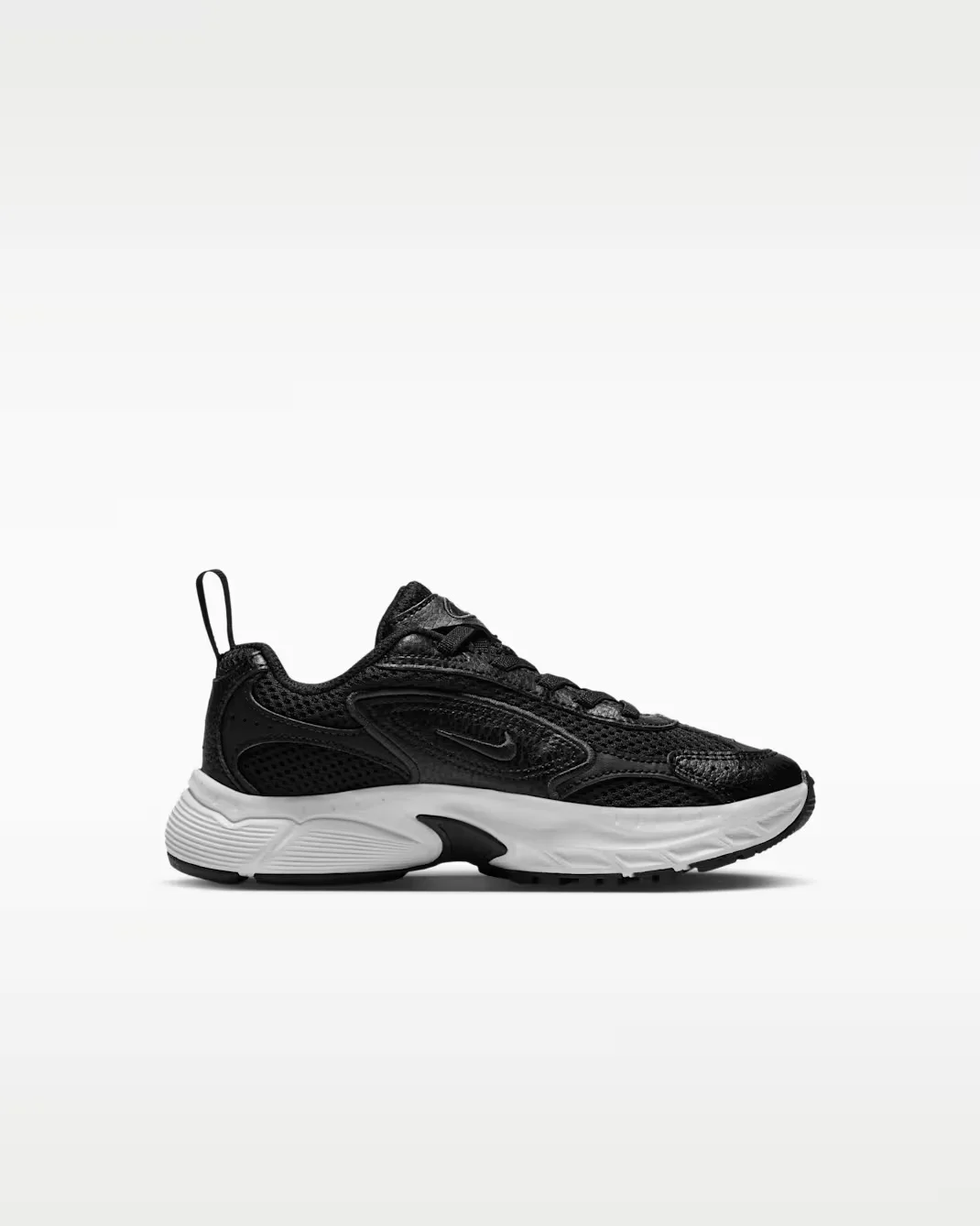 Кроссовки детские Nike Stratos Shift 2000, черный/белый