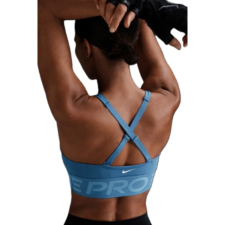 Спортивный бюстгальтер с V-образным вырезом Pro Indy Plunge-Support Bra Nike, Зеленый — фото 2