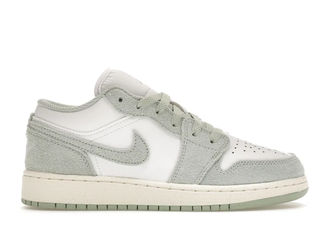 Детские кроссовки Lifestyle Jordan 1 Low SE Jordan, White/Seafoam/Sail