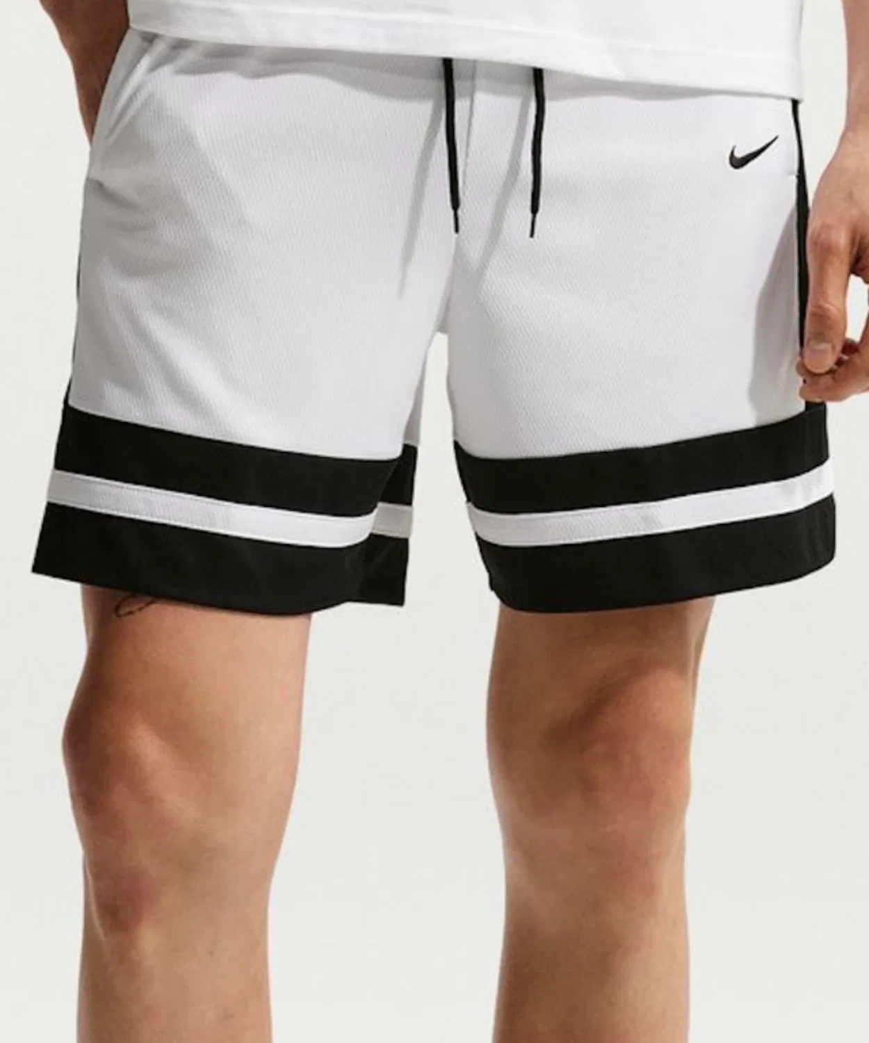 Мужские шорты с длиной 20 см Dri-FIT Classic NIKE, Белый/Черный