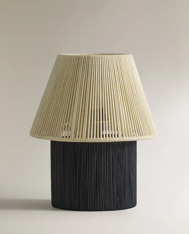 

Настольная лампа Zara Home x Collagerie With Cord Shade, черный