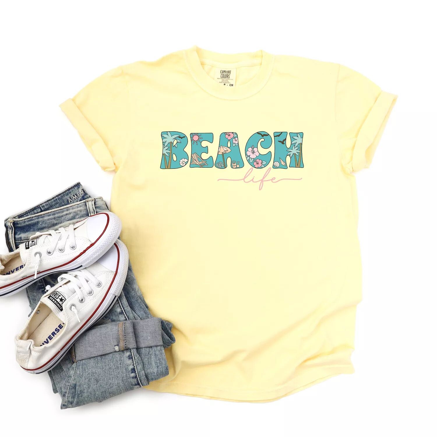 

Красочная футболка Beach Life, окрашенная в одежду Simply Sage Market