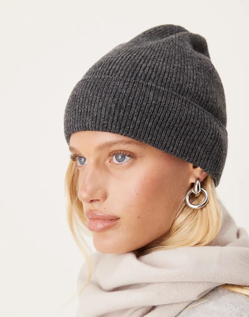 

Шерстяная шапка-бини тонкой вязки ASOS DESIGN серого цвета