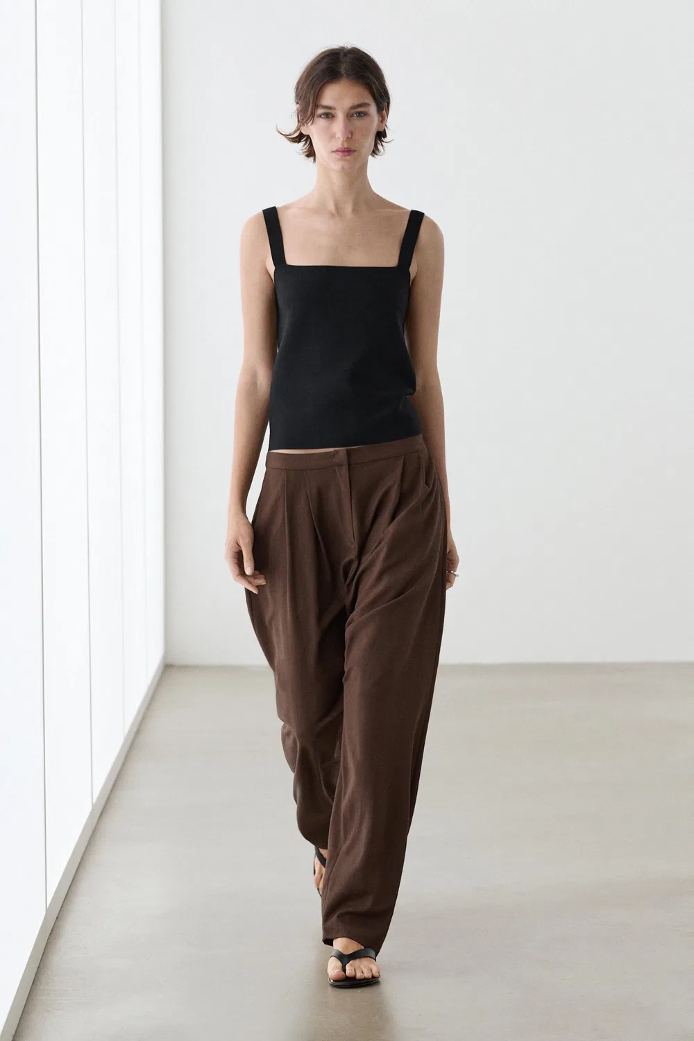 Топ Massimo Dutti Knit With A Square Neckline, черный — фото 3