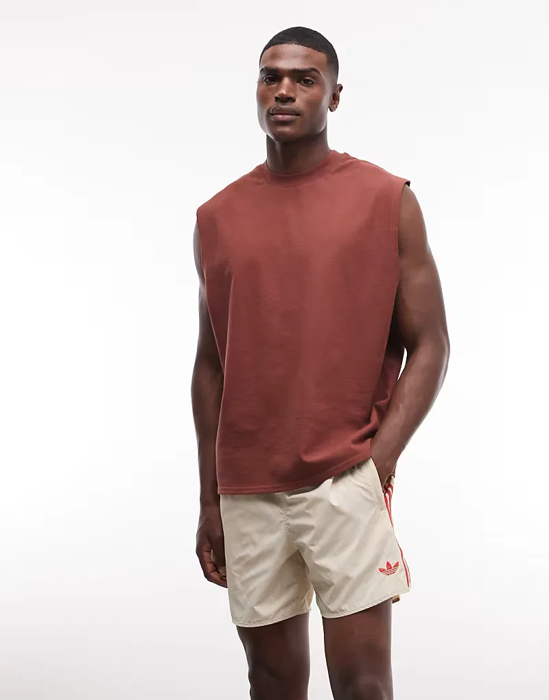 Шорты Adidas Originals Sprinter бежевого и красного