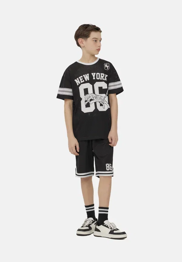 Футболка с принтом животных Con stampa sportiva Terranova, черный